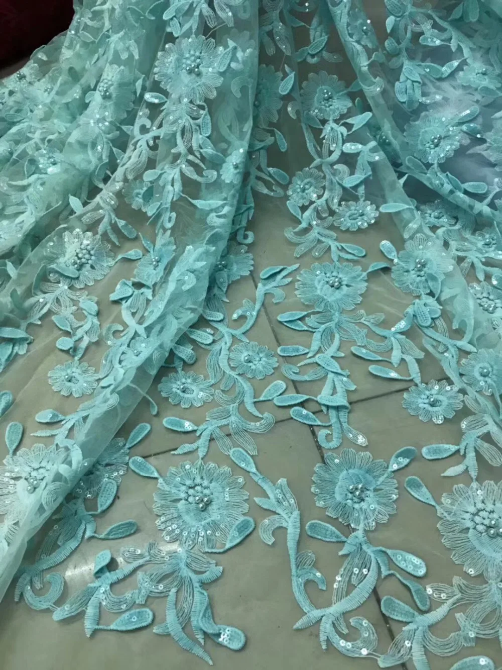 

Sequins Nigerian Net Lace Fabric green 3D Flowers Lace With Beaded 2018 Fashion French Lace Fabric For Wedding 5Yards