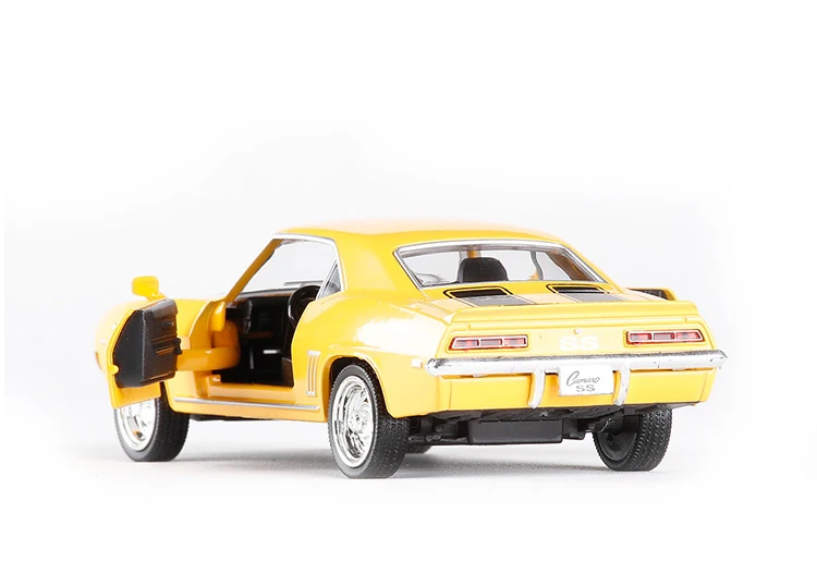 136 1969 Chevrolet Camaro SS (9)