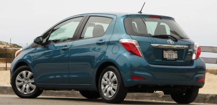 Toyota-Yaris-Back-View.#$#