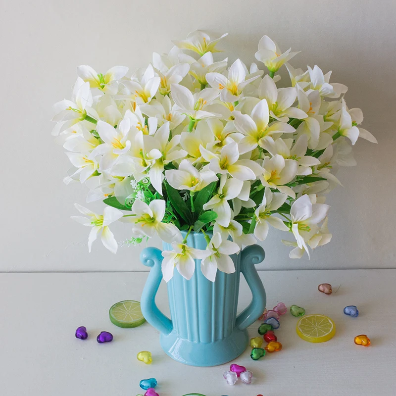 1pcs 18 Heads Lily Artificial Flowers Fall Vivid Bridal Bouquet