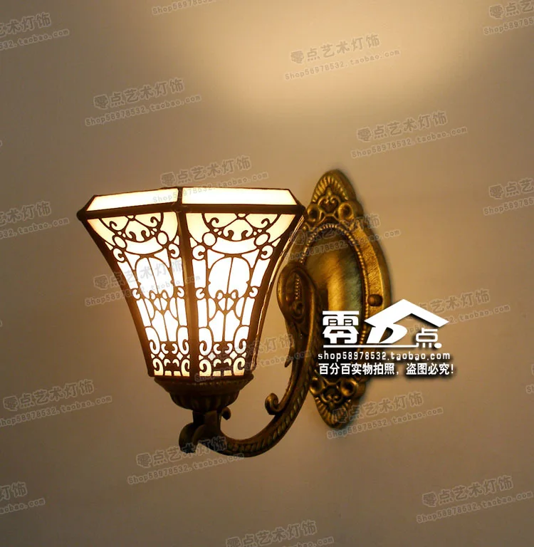 В стиле "Tiffany European" зеркало в стиле барокко лампа одной головы Богемия ванная комната прикроватная тумбочка для спальни Утюг бра