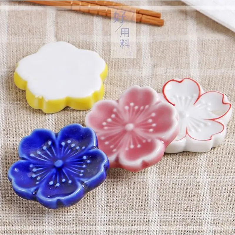 4pcs-5pcs/set ceramic chopstick holder Flower petals design Fork Spoon stand rest Chopstick Rack Tableware Kitchen utensils