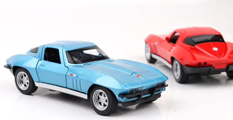 1:32 быстрого и яростного масштаба Corvette C2 металлическая игрушка литой автомобиль игрушечный автомобиль Миниатюрная модель автомобиля детские игрушки
