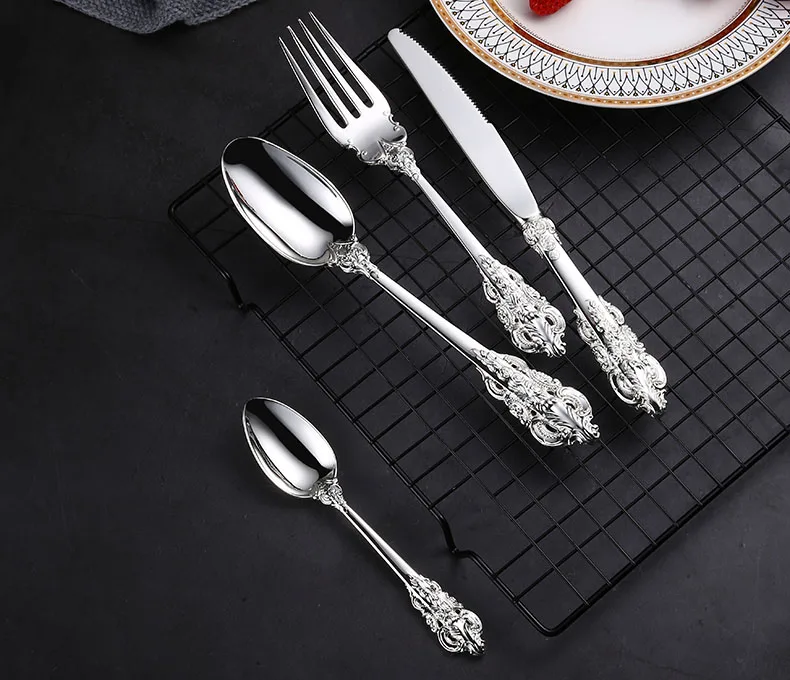 cutlery set