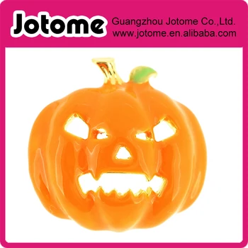 

Enamel Halloween Pumpkin Brooch Pin 0.875 x 0.875 inches