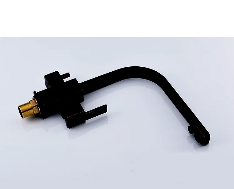 4452627903_948894821