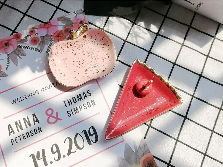 Nordic Ceramic Watermelon Apple Small Jewelry Dish Earrings Necklace Ring Storage Plates Fruit Dessert Display Bowl Decoration