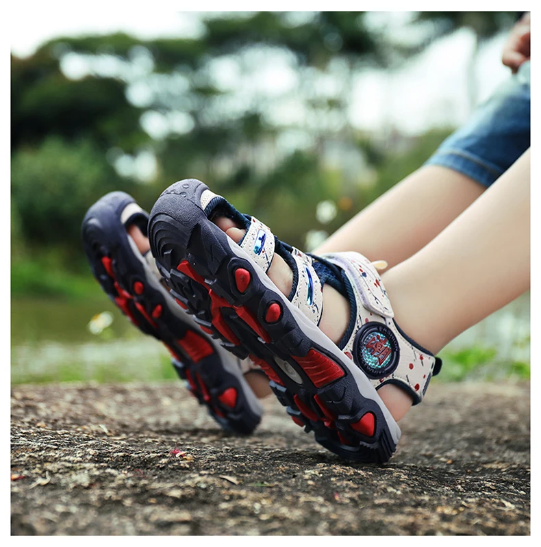 Детские повседневные сандалии для мальчиков; летняя сетчатая обувь с вырезами; детская обувь на плоской подошве с закрытым носком; дышащая пляжная обувь; Chaussure Enfant