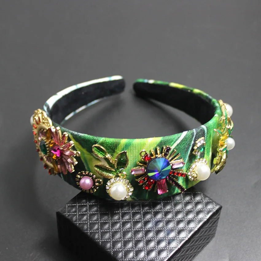 Ceny Nowe liście pszczoła chrząszcz pełny kryształ górski spacer Hairband Vintage Palace akcesoria do włosów dla panny młodej moda barokowa opaska z listkami 781