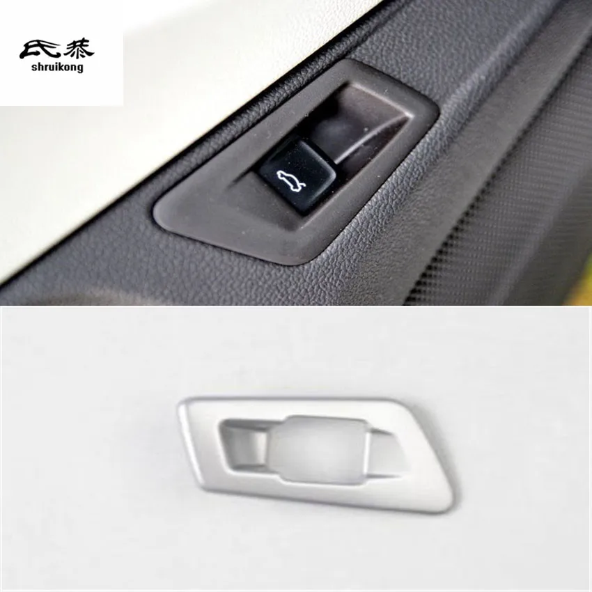 

1pc ABS chrome or carbon fiber grain rear trunk switch decoration cover for 2018 Volkswagen VW T-ROC car accessories