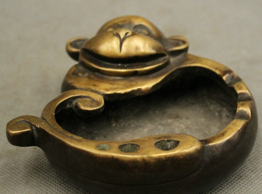 

S2318 Lucky Chinese Pure Bronze Zodiac Auspicious JiXiang Monkey Head Statue Ashtray D0318
