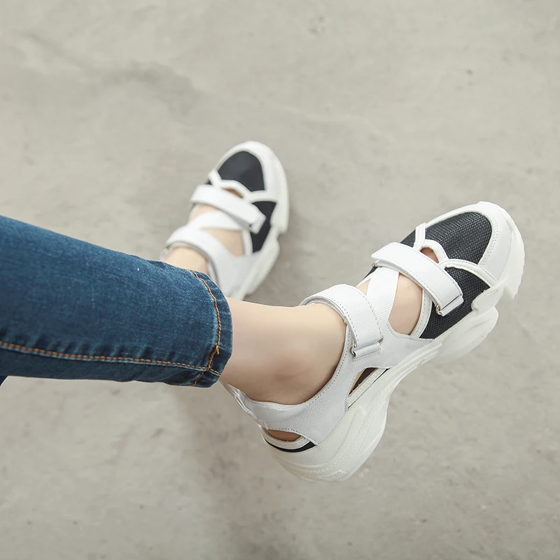 Women's White Shoes Chunky Sandals 2019 Summer Casual Closed Toe Female Platform Sandals PU Leather Woman Summer Beach Sandal