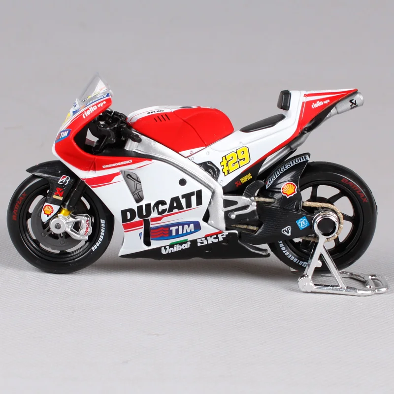 Maisto 1:18 MOTOGP 2018 Ducati Desmosedici GP18 #04 Andrea Dovizioso Bike Model 