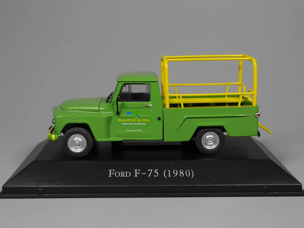 Авто ИНН-ixo 1:43 Ford F-75 1980 литая модель автомобиля