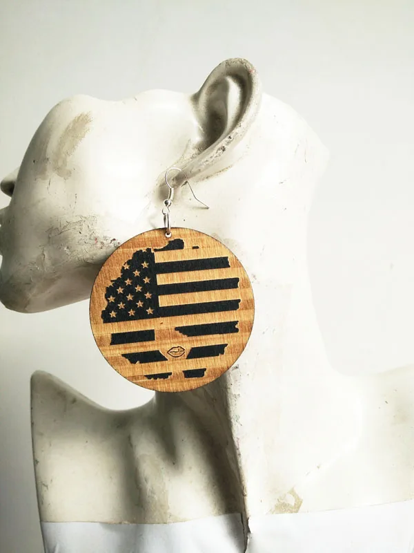 

1 pair American girl silhouette fashion popular wood earings for women K-039