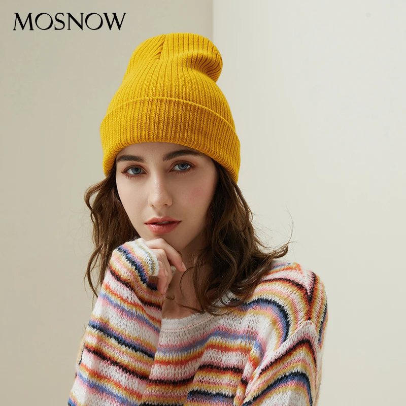 

Winter Hat Female Solid Color Classic Design Beanie Knitted Acrylic Hats For Women Skullies Warm Candy Color Beanie High Quality