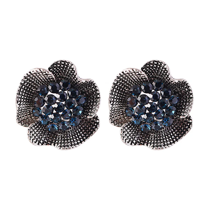 

Korean version of fashion big flower personality alloy party earrings short style earnails