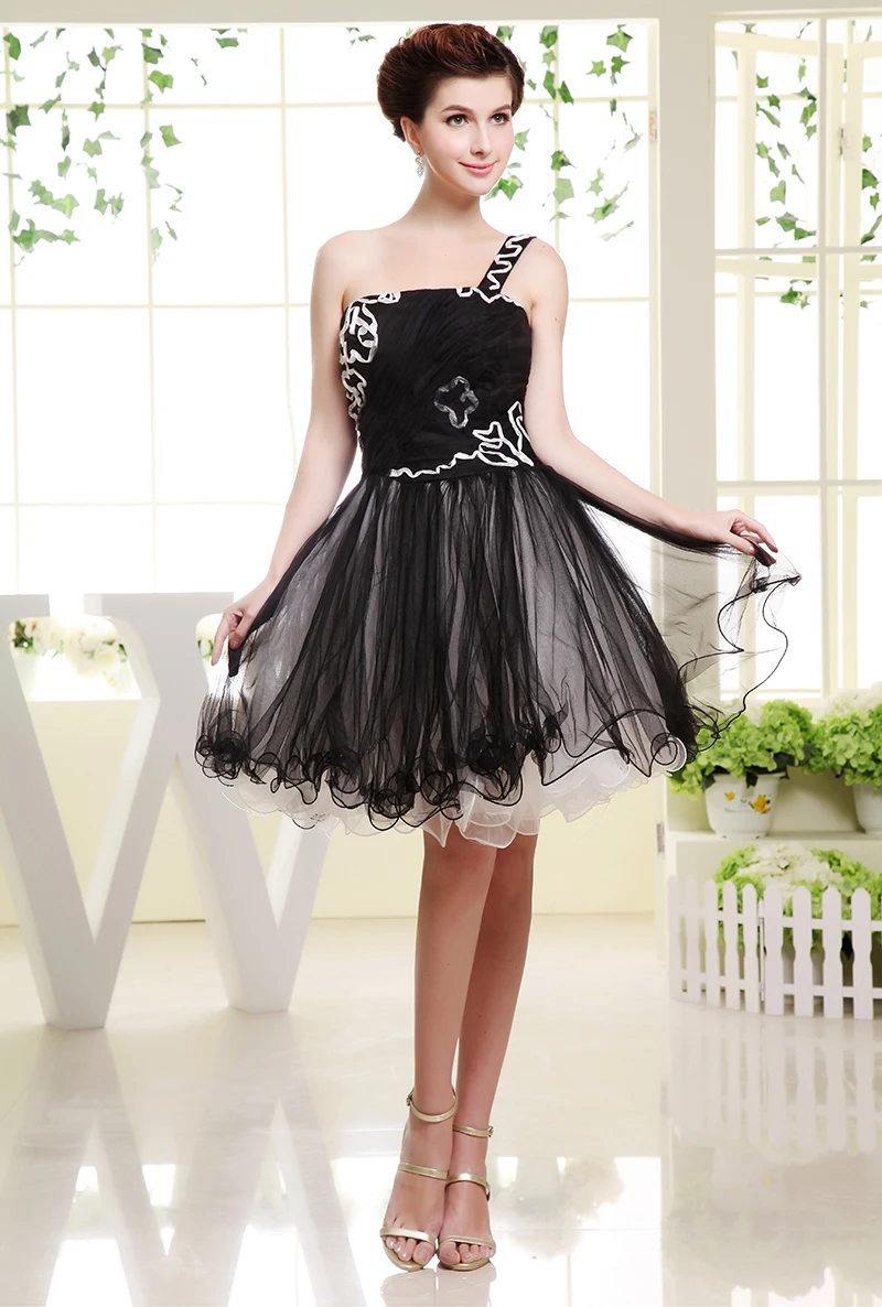 little black dress size 4