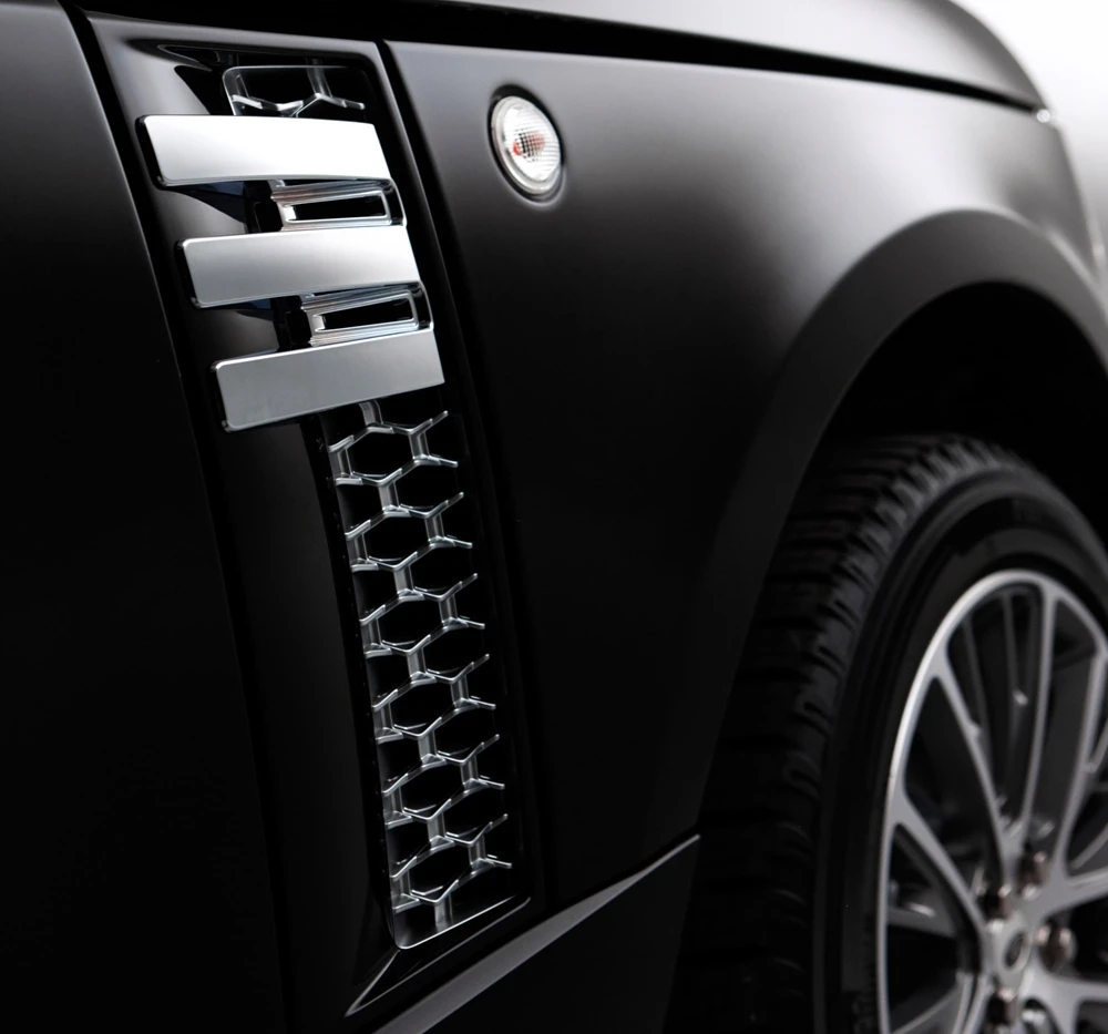 2011-range-rover-autobiography-black-40th-anniversary-limited-edition-06 - 