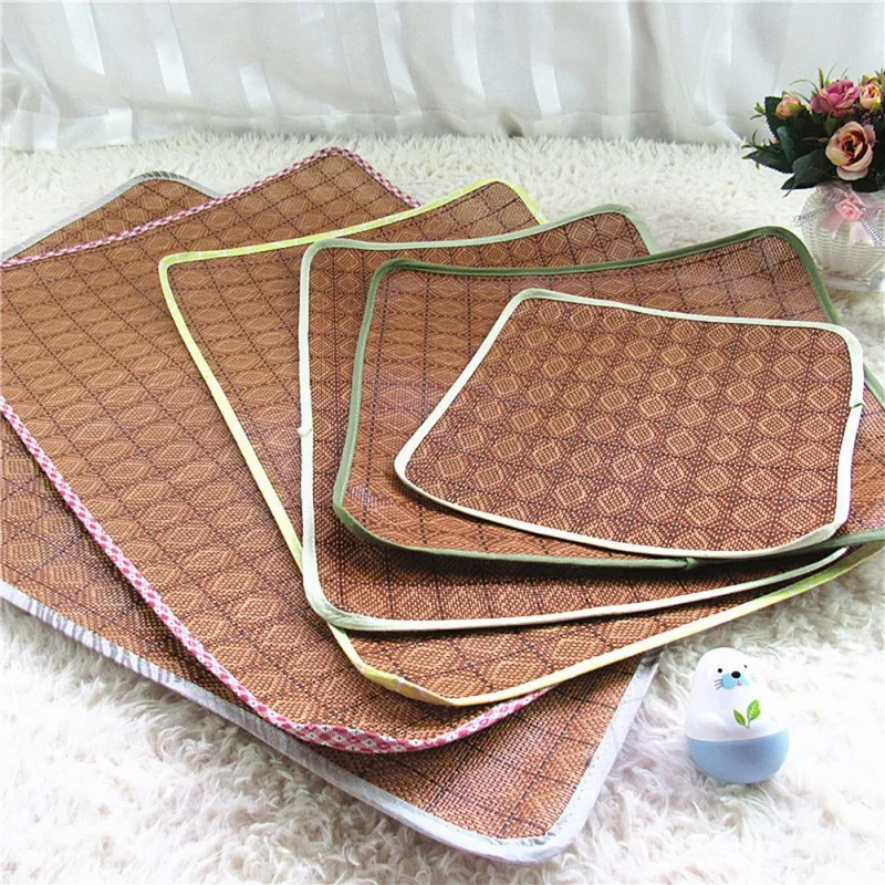 

Summer Cooling Pet Mat Bed Cushion Cooling Mat for Small Medium Large Dogs Cats Soft Breathable Foldable Mat Pet Dog Supplies