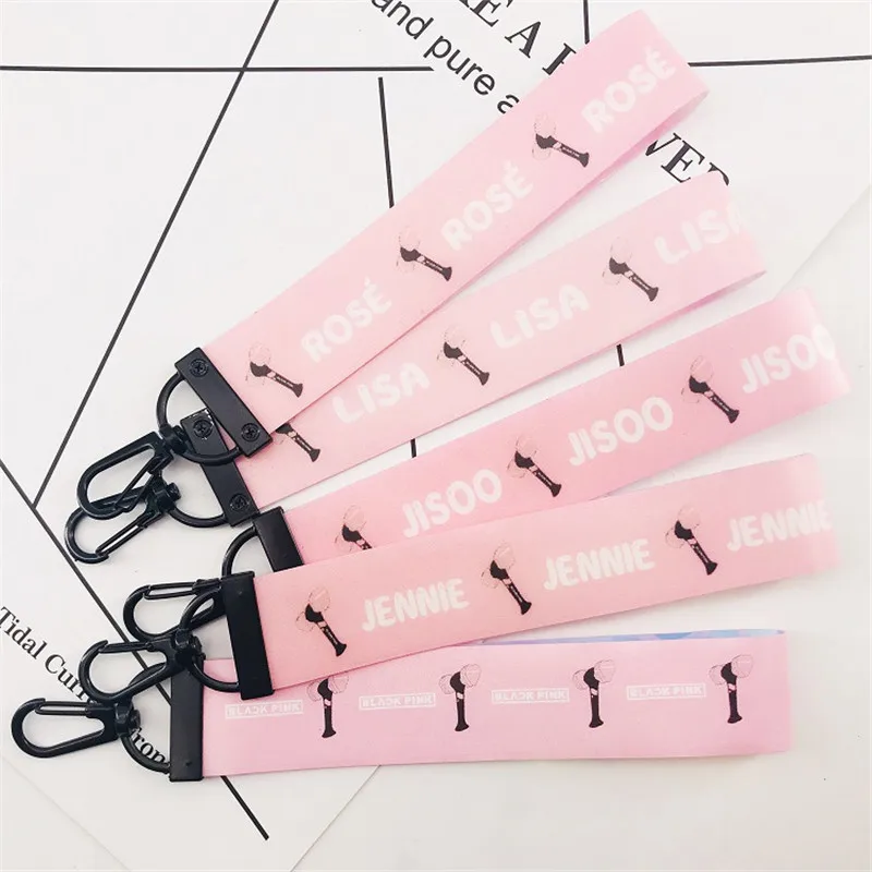 

Blackpink Lisa Rose Jennie Jisoo Keychain Pink Kpop Colord Fashion Keychain Bag Accessory Signature