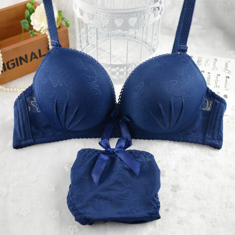 

2019 Japanese new girl sweet cute lingerie small chest gather sexy deep V lace bra bra suit summer 315# Free shipping