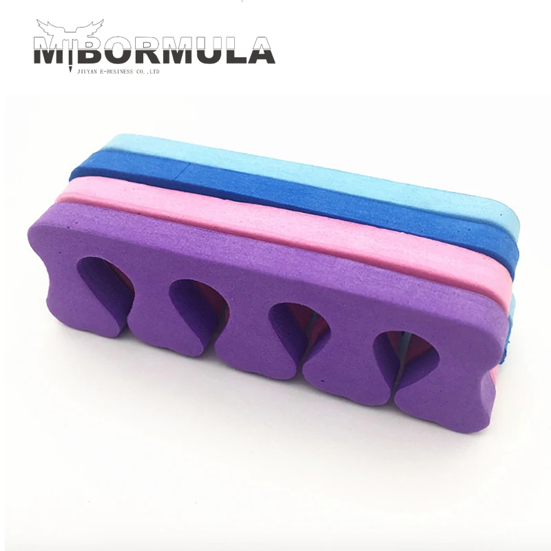 

100pcs/lot Soft toe separator foam Nail Tools Toe Finger Separator Nail Art Salon Manicure Feet Care Pedicure Tools Random Color