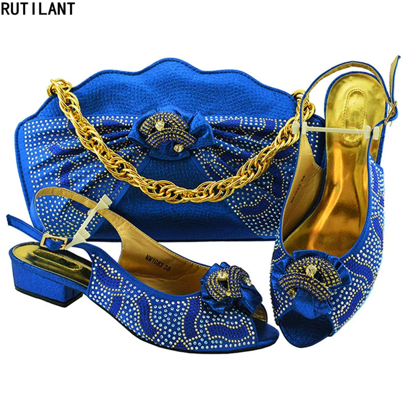 Vrouwen Schoen en Tas In Italië Designer Schoenen en Tas Sets 2019 Nieuwe Italiaanse Schoen en Tas Set versierd met Strass Vrouwen Schoen en Tas In Italië Designer Schoenen en Tas Sets 2019 Nieuwe Italiaanse Schoen en Tas Set versierd met Strass