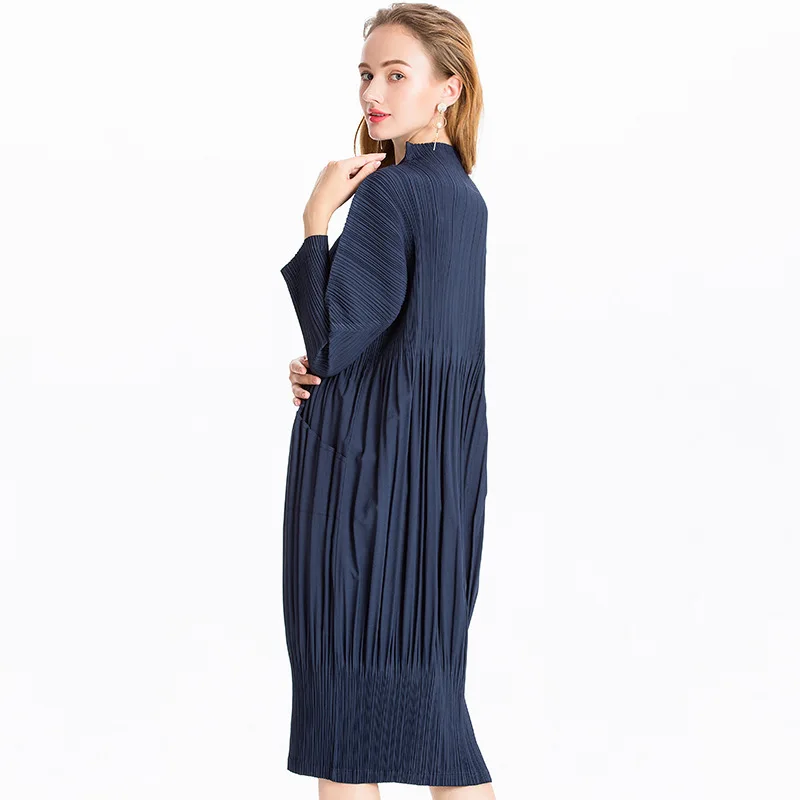 [EAM] New Autumn Winter Stand Collar Long Sleeve Black Pleated Split Joint Big Size Dress Women Fashion Tide JL566