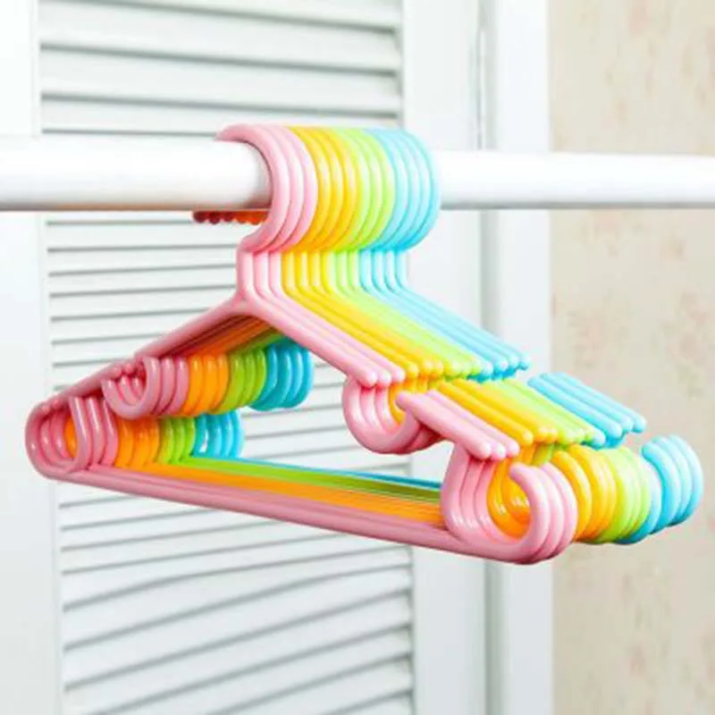 

2pcs/lot Plastic Non-Slip Clothes Hangers Skirt Kid Clothes Stand Colorful Cloth Hanger For Baby Child Clothes Storage Hanger