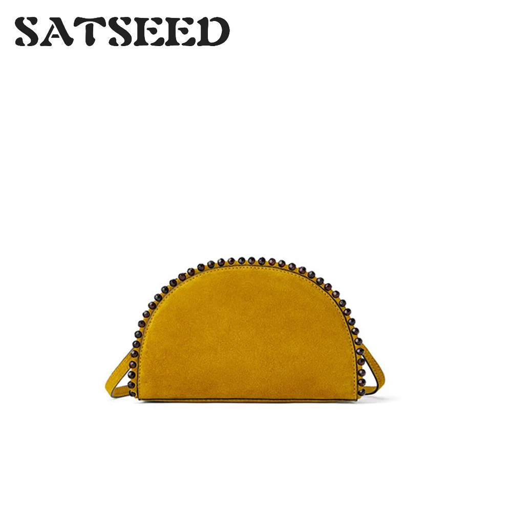 

2019 Spring and Summer New Twilight Ball Decoration Cow Leather Semi-circular Shoulder Slung Leisure Bag