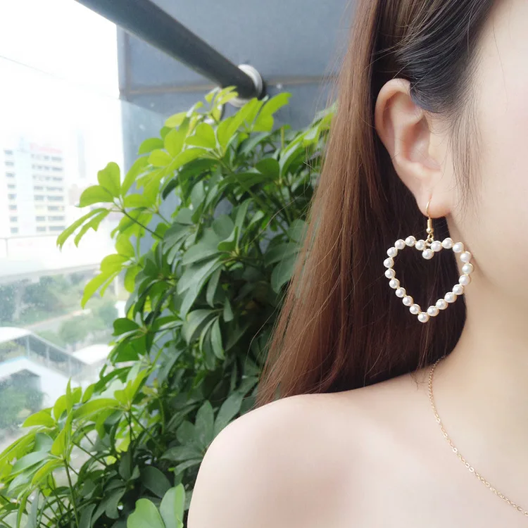 

MENGJIQIAO 2018 Korean New Style Simple Hollow Big Heart Simulated Pearl Drop Earrings For Women Fashion Bijoux Boucle D'oreille