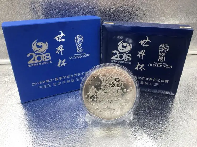 

limited edition collection # 2019 TOP Business gift - Russia ffootball Sport 1 KG silvering coin Commemorative Medal-free ship
