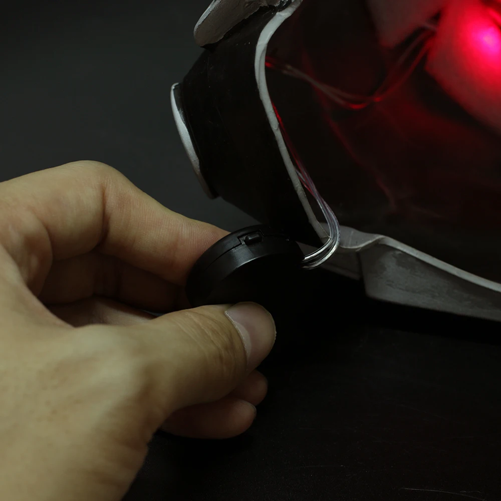 2018 New Ant Man Helmet Cosplay Ant-Man and The Wasp Superhero LED Mask Latex (11)