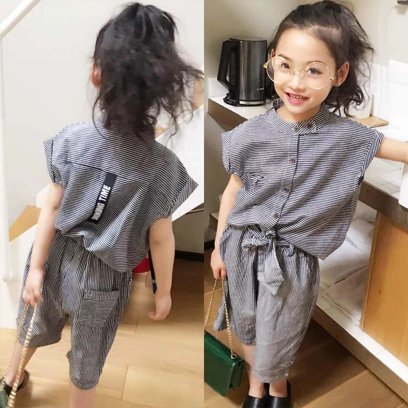 

2018 new summer girls two-piece black and white striped suit sleeveless shirt nine pants casual fashion