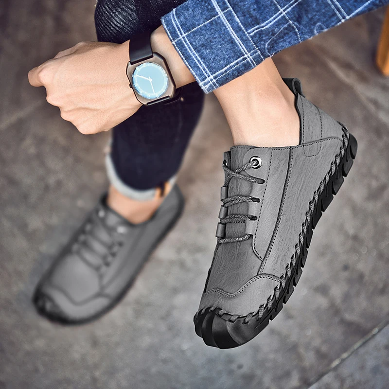 

Vintage Moccasins Shoes Men Casual Sneakers Fashion Leather Handmade Tennis Men Shoes Male Loafers Non-slip Footwear Chaussure