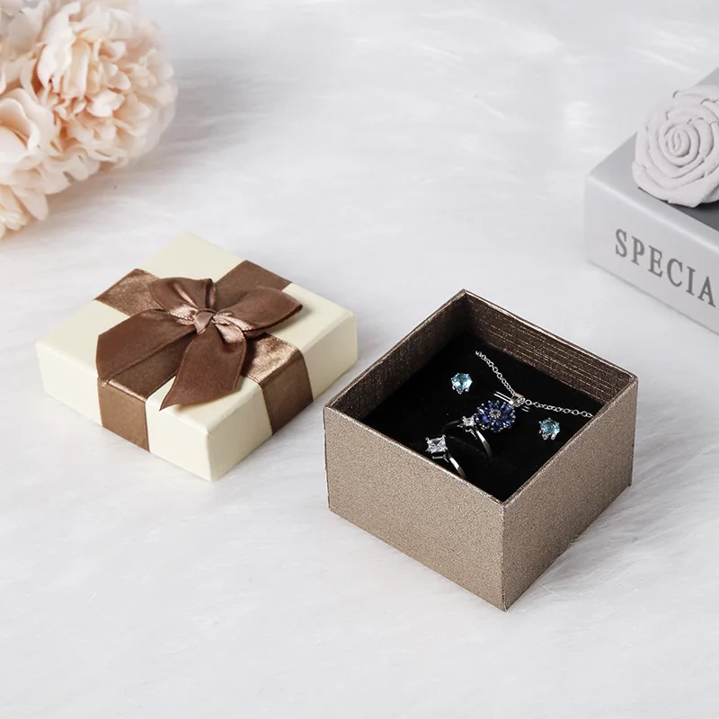 Многоцелевые бумажные серьги, кольцо, ювелирные изделия упаковка коробка с лентой Bow7.5x7.5x5cm ювелирные украшения свадебные серьги дисплей