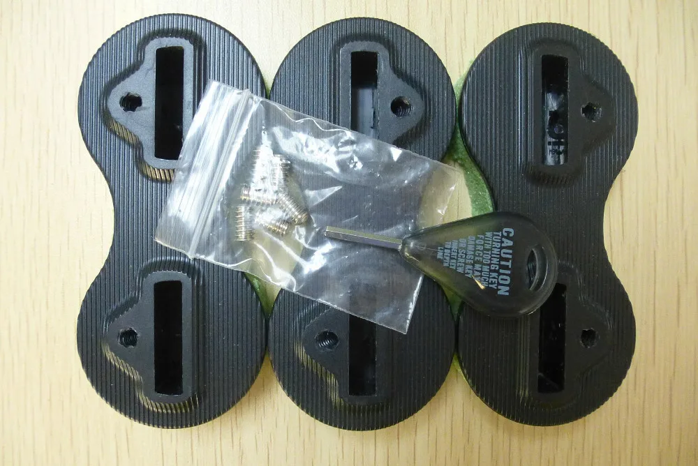 Black surfboard fin box FCS fin plugs nylon fin box plastic surfboard