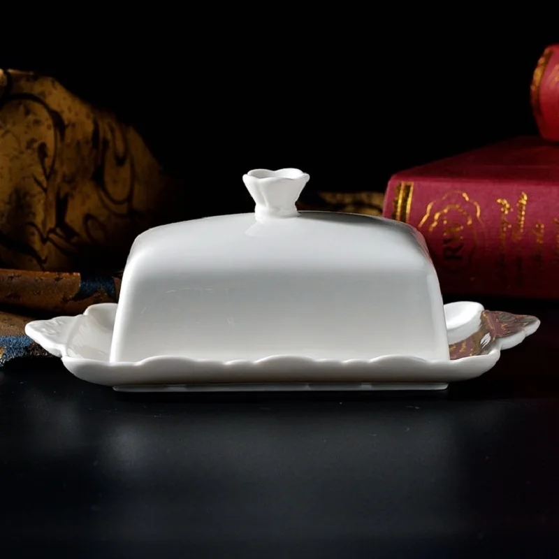 

christmas decorations European Restoration Ceramic Dinner Bag with Cover Small Dinner Plate Palace Gourmet Ceramic Cover Plate