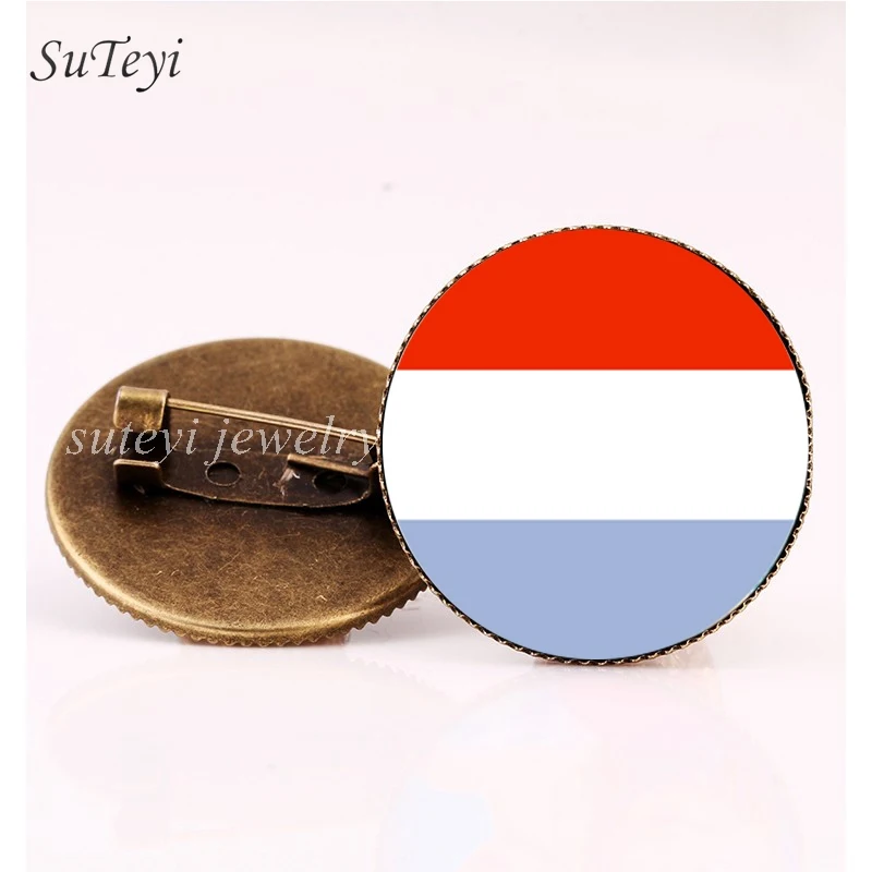 

SUTEYI Croatia/Latvia Flag DIY Glass Brooch Lithuania/Liechtenstein/Luxembourg Republic Badges Pattern Pins Brooches Jewelry