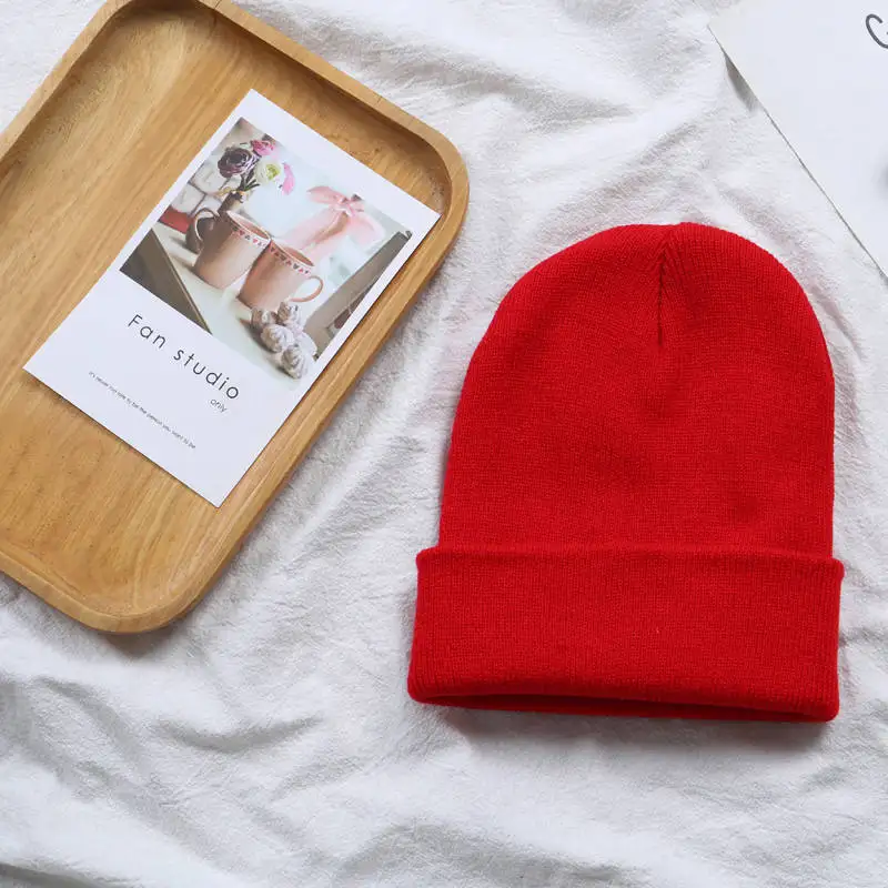 Зимние шапки для женщин и мужчин шапки смешивание хлопок кепки в стиле хип-хоп теплая вязаная шапка мягкая Осенняя Skullies высокая эластичность - Цвет: Red