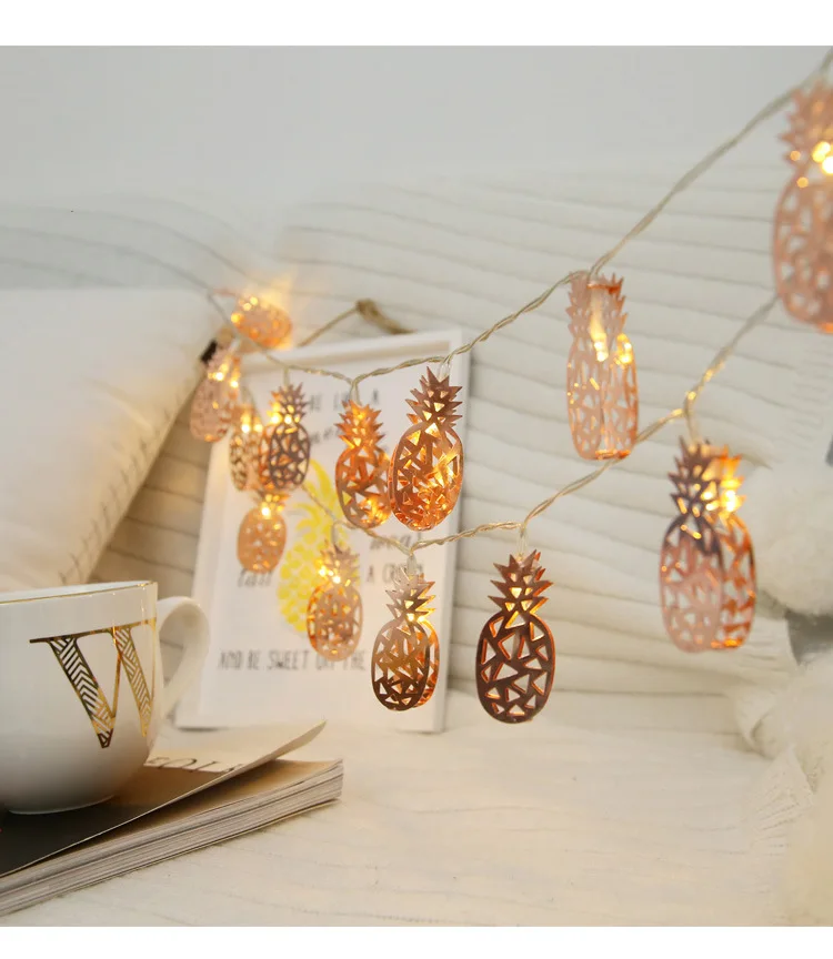 

LED Metal Lanterns Lamp Rose Gold Pineapple Light String Battery Powered Garland Backyard Wire Light for Holiday Outdoor Decor