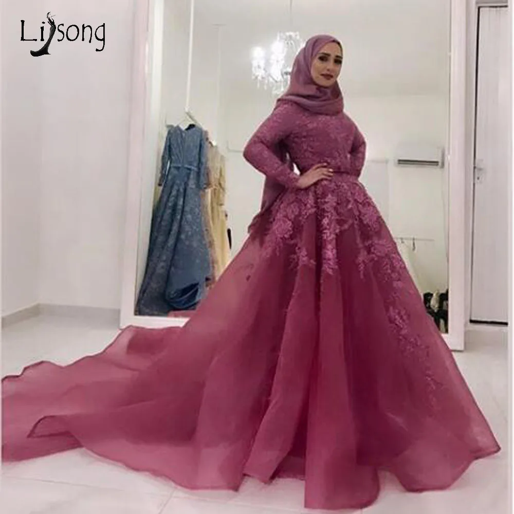 

Elegant Muslim Lace Wedding Dresses 2019 High Collar Full Sleeves A-line Bridal Gowns Dusty Pink Wedding Dress Vestido De Noiva
