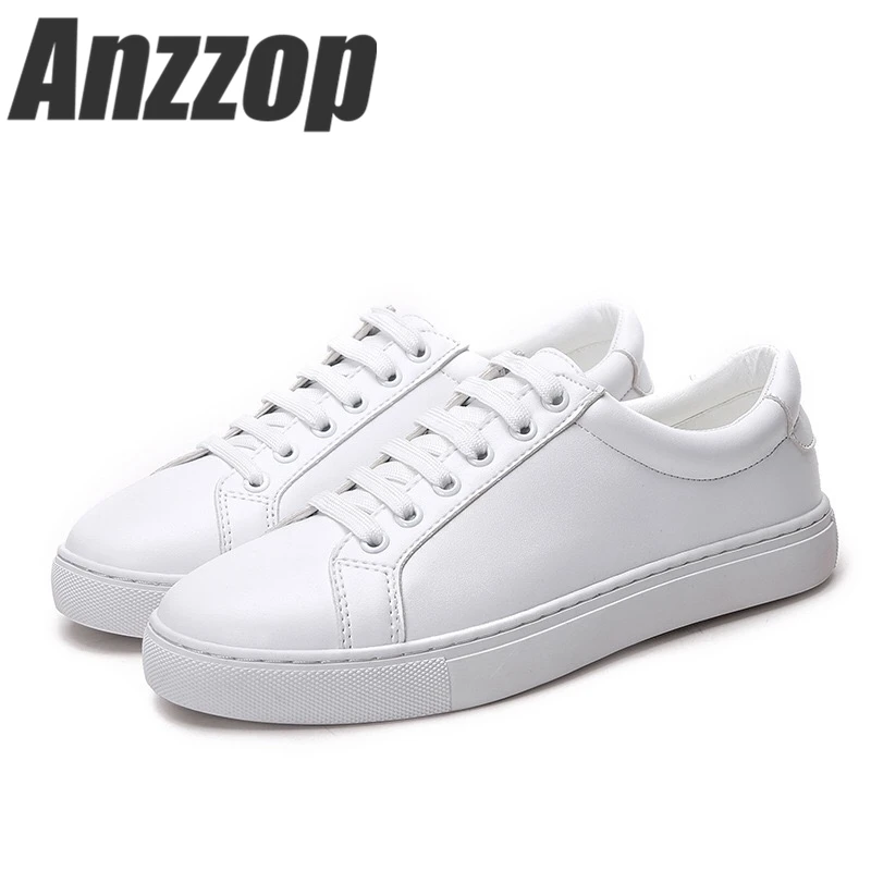 

Large size small white shoes female 2019 new summer wild flat casual fashion students running spring increased leather shoes