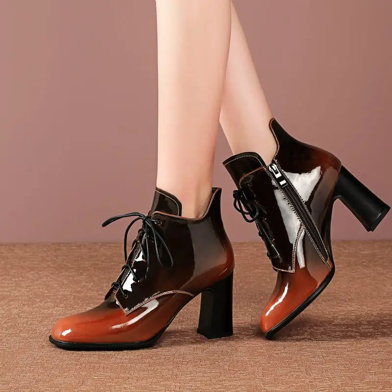 ZVQ/женские ботинки челси из лакированной кожи; модные зимние ботильоны на шнуровке зеленого и коричневого цветов; обувь на высоком каблуке 8 см с квадратным носком; большие размеры