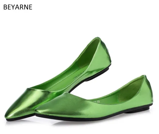 

New 2018 Women Flats Shallow Mouth Boat Round Head Fashion Bright Simple Shoes Super Light Soft Bottom Flat Women Casual Shoes