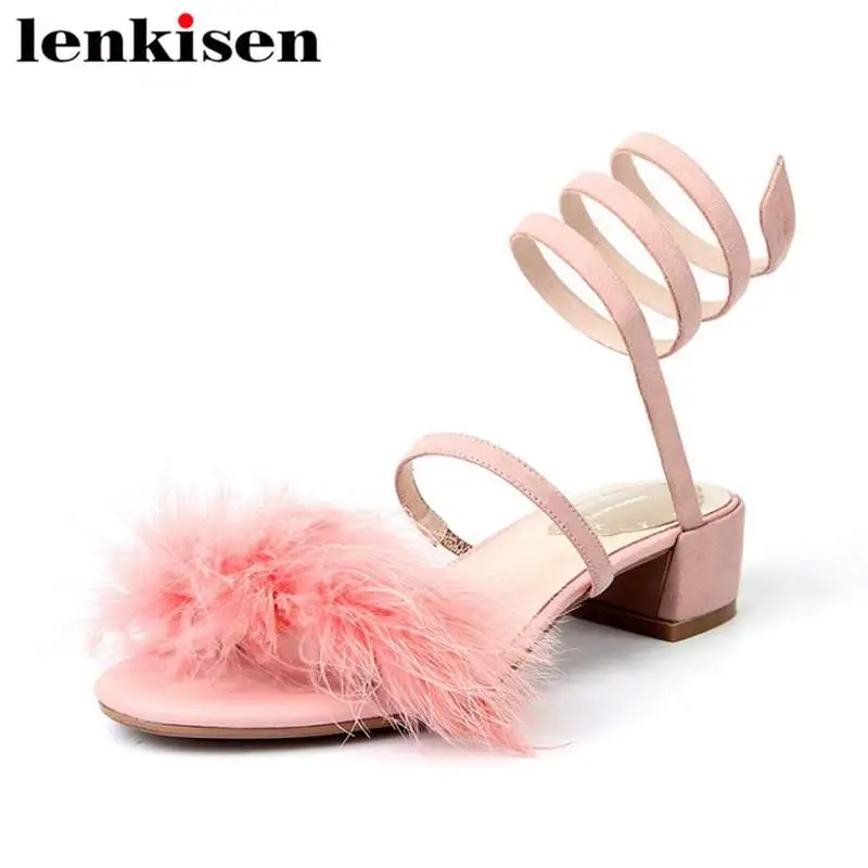 

Lenkisen preppy style kid suede solid feather fur adornment peep toe slip on med heels office lady gathering women sandals L9f6
