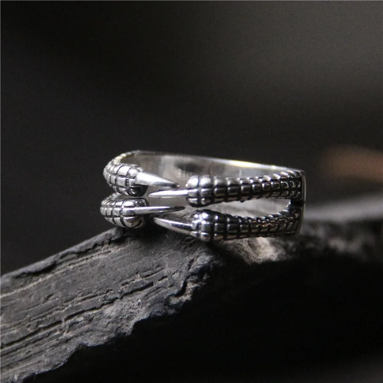 

S925 Sterling Silver Dragon Claw Personality Domineering Ring Thai Silver Retro Ring Men's Section Open Ended