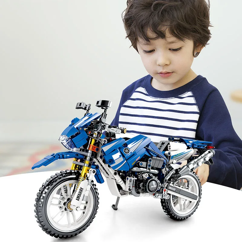 

799pcs DIY Technic Motorcycle Model for YAMAHA Blocks Set Bricks Compatible Educational Interactive Toys