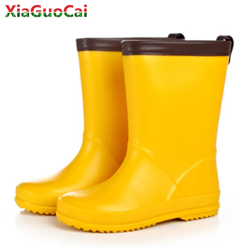 Koop Nieuwste Kinderen Regen Laarzen Meisjes Jongens Kinderen Winter Warm Regenlaarzen Leuke Waterdichte Licht antislip Rubber Hoge Kwaliteit Regen schoenen
